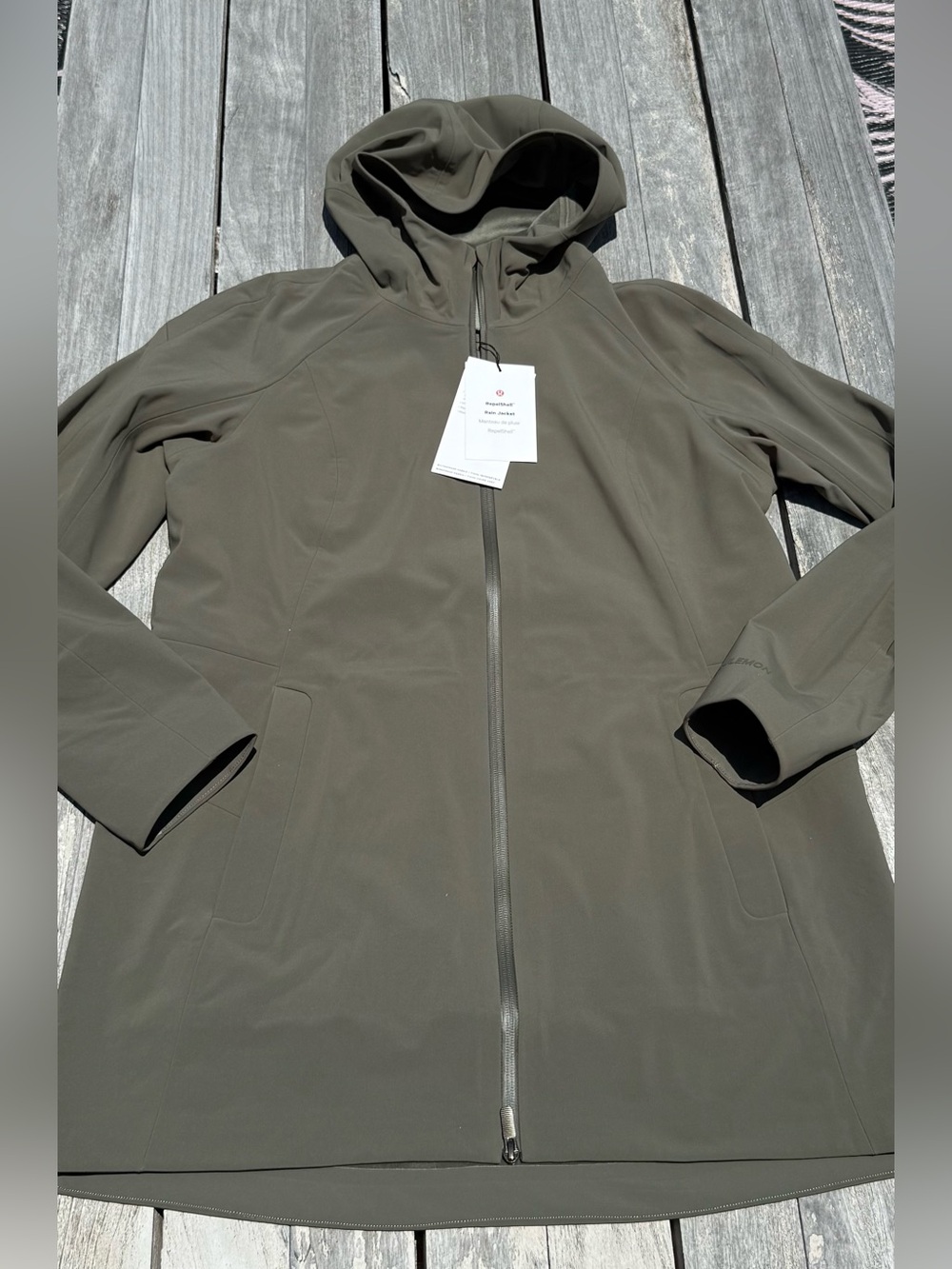 Lululemon RepelShell Rain Jacket Army Green Size 12 NWT Waterproof Fleece Lined - Picture 2 of 9